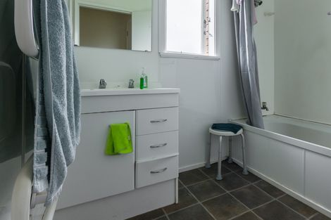 Photo of property in 240 Saint Marys Avenue, Te Awamutu, 3800