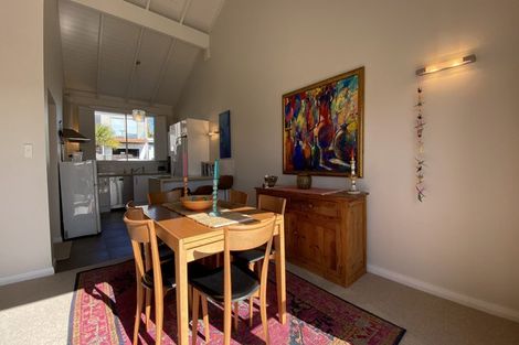 Photo of property in 2/39 Shanaway Rise, Hillcrest, Auckland, 0627