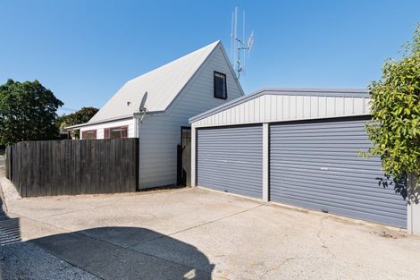 Photo of property in 16a Simpson Road, Papamoa Beach, Papamoa, 3118