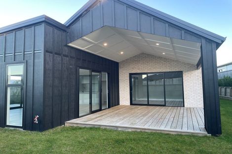 Photo of property in 5 Whanau Avenue, Baverstock, Hamilton, 3200