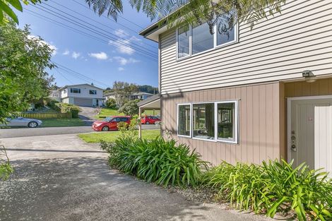 Photo of property in 19u2 Ranui Terrace, Tawa, Wellington, 5028