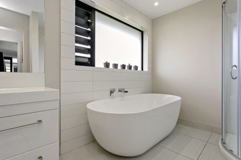 Photo of property in 45 Mike Smith Drive, Cambridge, 3434