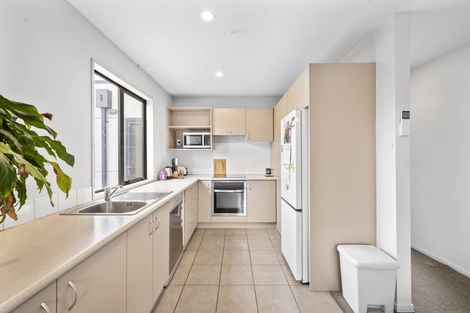Photo of property in 4/75 Thackeray Place, Waltham, Christchurch, 8023