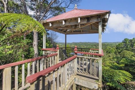 Photo of property in 188 Forest Hill Road, Waiatarua, Auckland, 0612