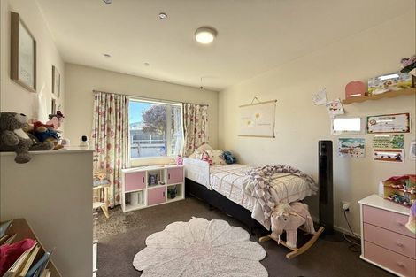 Photo of property in 250a Fergusson Drive, Heretaunga, Upper Hutt, 5018