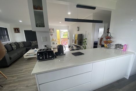 Photo of property in 41a James Laurie Street, Henderson, Auckland, 0612