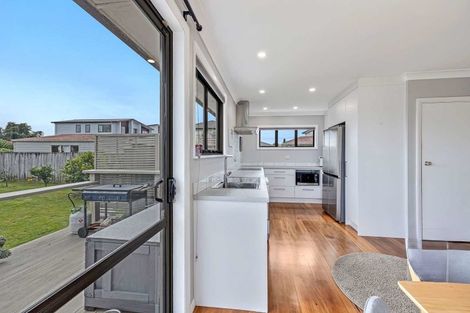 Photo of property in 3 Hutt Road, Manurewa, Auckland, 2102