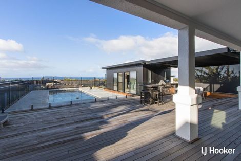 Photo of property in 33 The Crescent, Waihi Beach, 3611