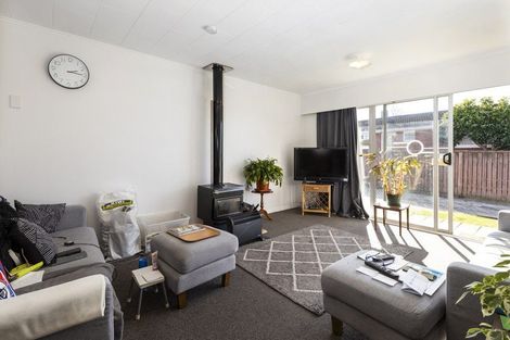 Photo of property in 15b Newbourne Crescent, Redwoodtown, Blenheim, 7201