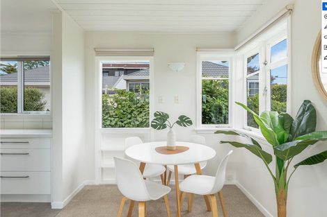 Photo of property in 2/74 Rokino Road, Hilltop, Taupo, 3330