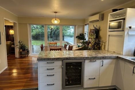 Photo of property in 43 Victoria Street, Carterton, 5713