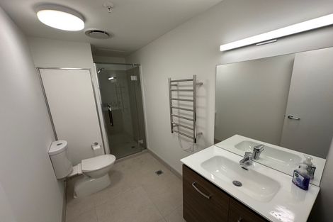 Photo of property in 2f/30 Westward Ho, Glen Eden, Auckland, 0602
