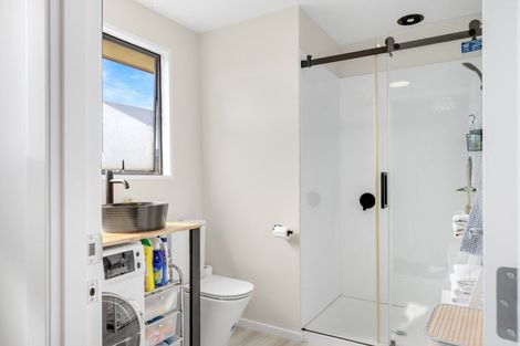 Photo of property in 92 Henley Street, Westport, 7825