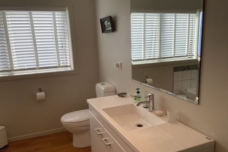 Photo of property in 30 Waimahanga Road, Onerahi, Whangarei, 0110