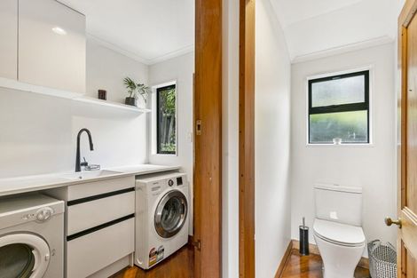 Photo of property in 107 Cockayne Road, Khandallah, Wellington, 6035