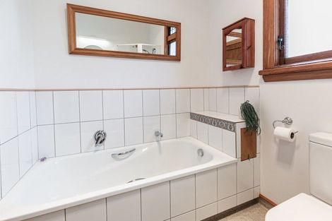 Photo of property in 80 Standen Street, Karori, Wellington, 6012