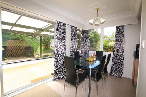 Photo of property in 3 Derwent Crescent, Titirangi, Auckland, 0604
