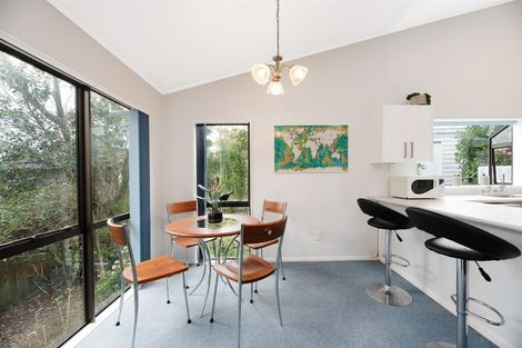 Photo of property in 20 Hassan Drive, Massey, Auckland, 0614
