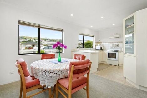 Photo of property in 1 Elena Place, Welcome Bay, Tauranga, 3112