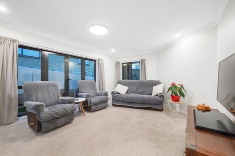 Photo of property in 60 Saralee Drive, Manurewa, Auckland, 2105