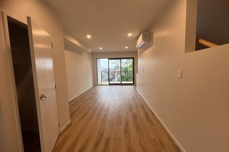 Photo of property in 5/1 Kaponga Crescent, New Lynn, Auckland, 0600