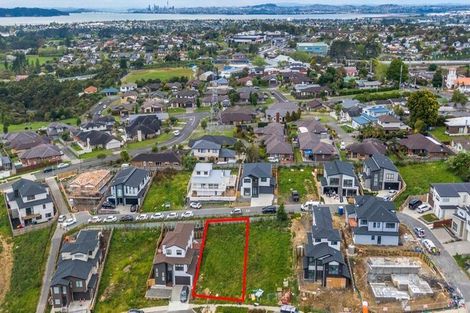 Photo of property in 5 Lawson Creek Street, Massey, Auckland, 0614