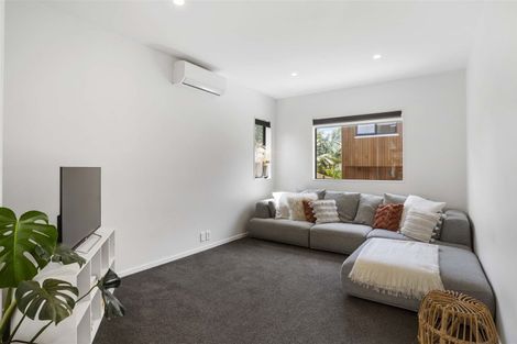 Photo of property in 21d Chippendale Crescent, Birkdale, Auckland, 0626
