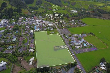 Photo of property in 16 Tiaki Lane, Matakana, 0985