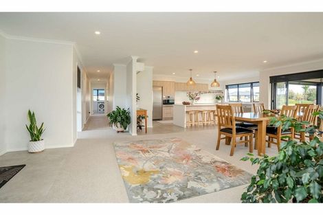 Photo of property in 11 The Lakes Drive, Kerikeri, 0230