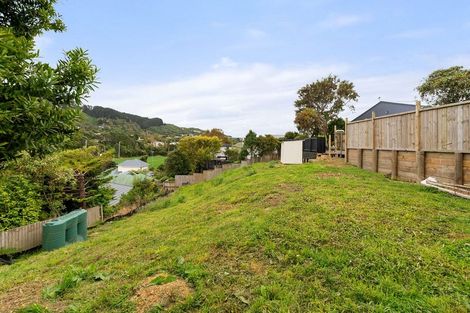 Photo of property in 30 Ngatitoa Street, Tawa, Wellington, 5028