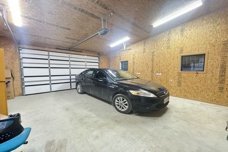 Photo of property in 32 Nore Street, Waihola, Milton, 9073