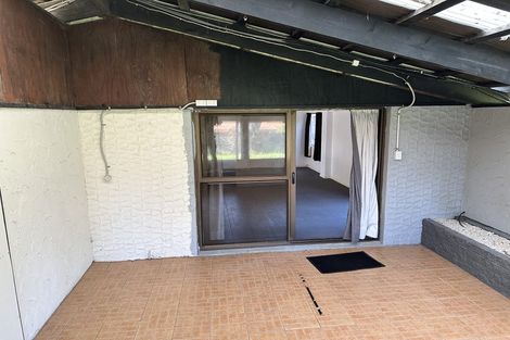 Photo of property in 12 Miller Road, Mangere Bridge, Auckland, 2022