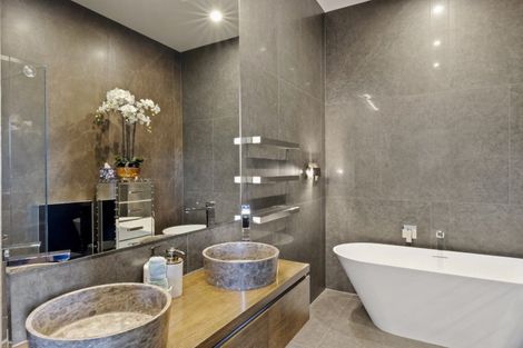 Photo of property in 27 Edinburgh Drive, Queenstown, 9300