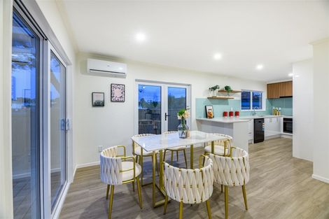 Photo of property in 3/42 Pomaria Road, Henderson, Auckland, 0610