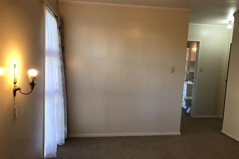 Photo of property in 63 Horokiwi Road West, Newlands, Wellington, 6037