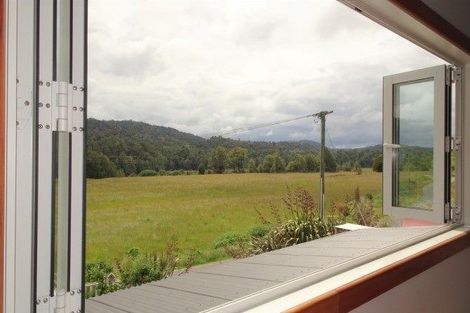 Photo of property in 14 Austin Road, Nelson Creek, Dobson, 7872
