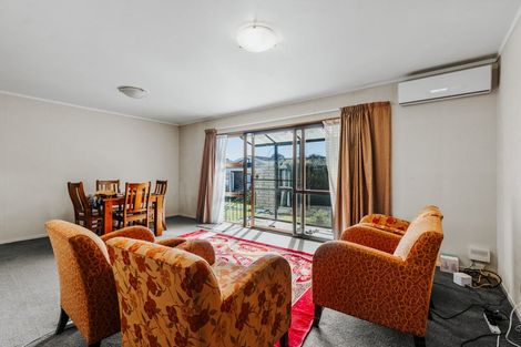 Photo of property in 2/1246 Cameron Road, Gate Pa, Tauranga, 3112