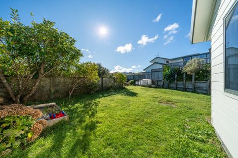 Photo of property in 8 Peppertree Lane, Woodridge, Wellington, 6037