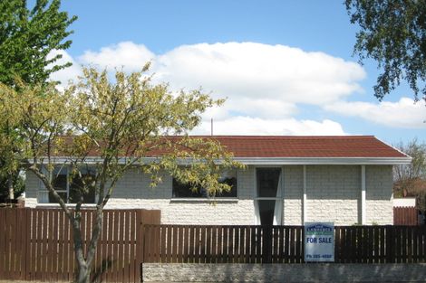 Photo of property in 11 Chipping Lane, Redwood, Christchurch, 8051
