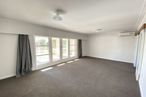 Photo of property in 30 Clayton Road, Manurewa, Auckland, 2102