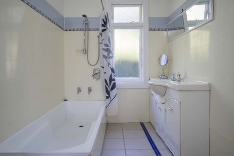 Photo of property in 25 Queens Road, Stepneyville, Nelson, 7010