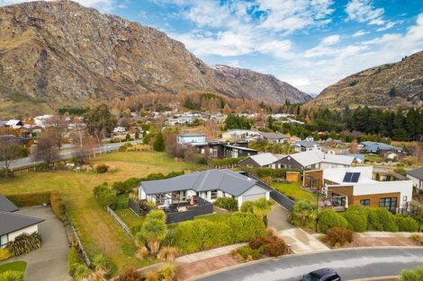 Photo of property in 6 Evening Star Road, Arthurs Point, Queenstown, 9371