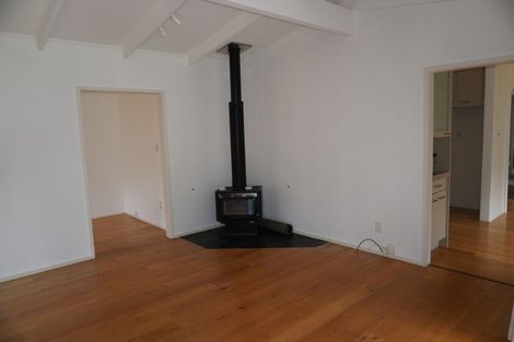 Photo of property in 11 Munstead Place, Hillcrest, Auckland, 0627