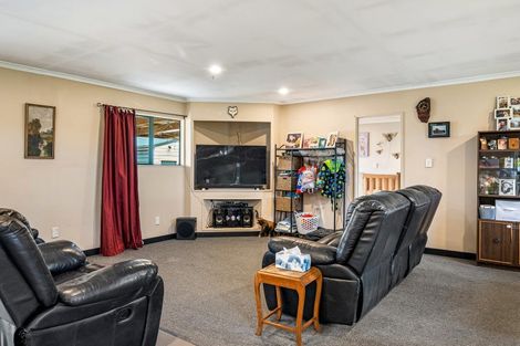 Photo of property in 293 Koputaroa Road, Koputaroa, Shannon, 5575