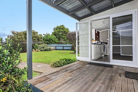 Photo of property in 30 Ross Street, Otane, 4202