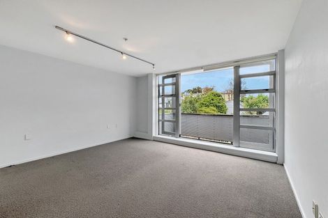 Photo of property in Vespa Apartments, 505/20 Hanson Street, Mount Cook, Wellington, 6021