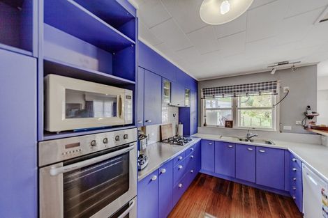 Photo of property in 9 Limbrick Street, Waipawa, 4210