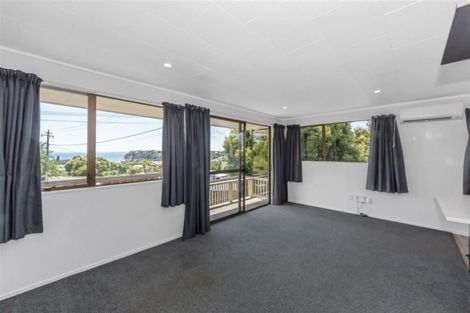 Photo of property in 12 Kauri Road, Stanmore Bay, Whangaparaoa, 0932