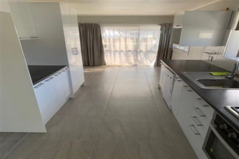 Photo of property in 13 Chantelle Place, Papatoetoe, Auckland, 2025