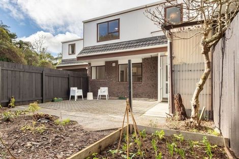 Photo of property in 8/75 Delhi Crescent, Khandallah, Wellington, 6035